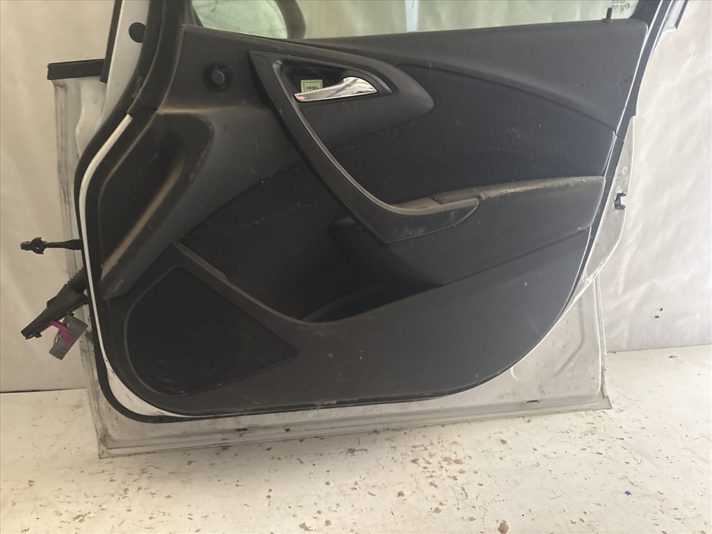 13762 Opel Astra J Jobb első Ajtó Fehér 5. kép