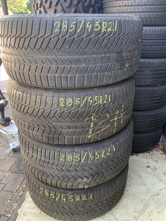  285/4521" újszerű Continental téli gumi  1. kép