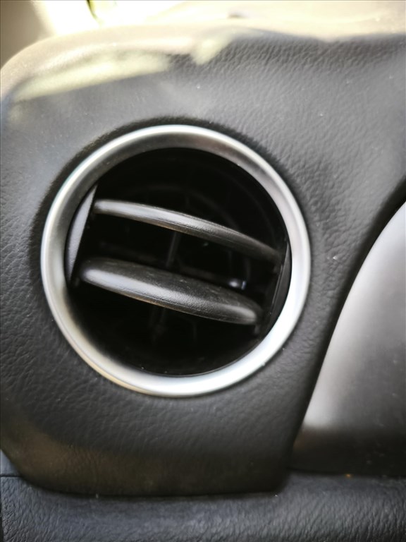 2023 Suzuki Vitara 1,4 Hybrid, manuális - BONTÁS 5. kép