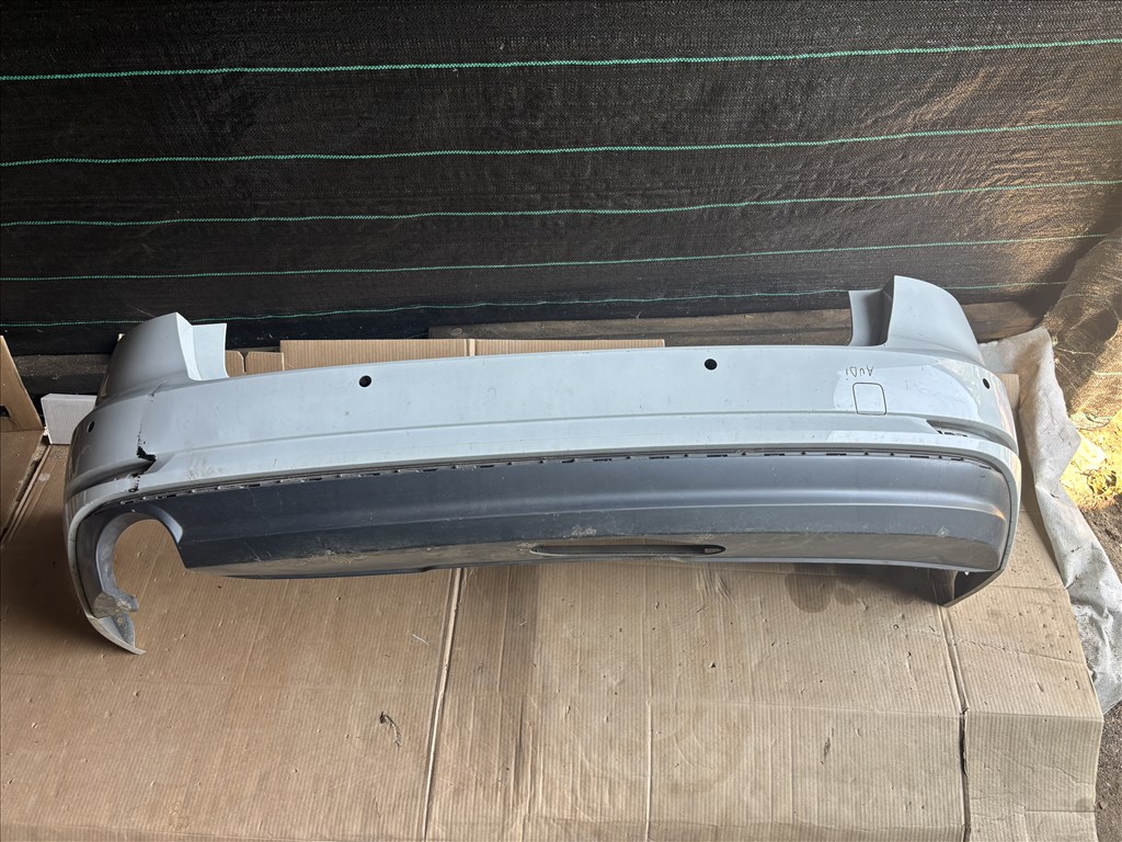 Audi A4 (B9 - 8W) Hátsó lökhárító 8w9807511J 1. kép
