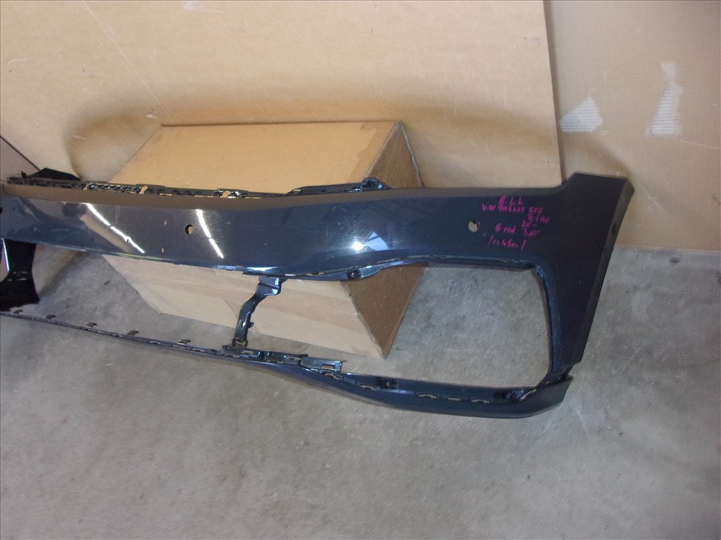 VOLKSWAGEN PASSAT VIII GTE R-Line első lökhárító héj 2020- 3. kép