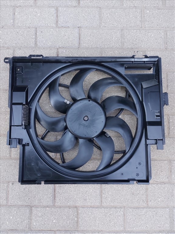 BMW 1-es,F20, 2-es,F22, 3-as,F30, 4-es,F32 hűtőventilátor 1.4i, 1.6i, 1.8i, 1.4d, 1.6d, 1.8d, 2.0d   7600557 7640508 2. kép
