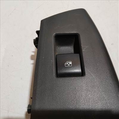 Chevrolet Cruze 2008-2012 bal hátsó ablakemelő kapcsoló  13305368