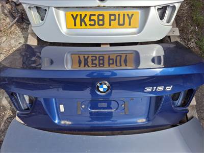 BMW e90 facelift LCI csomagtérajtó 