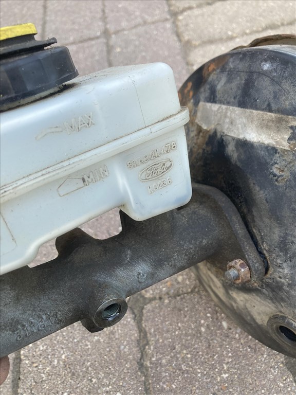 Ford Escort MK4 1,3-as benzines fékrásegítő 2. kép