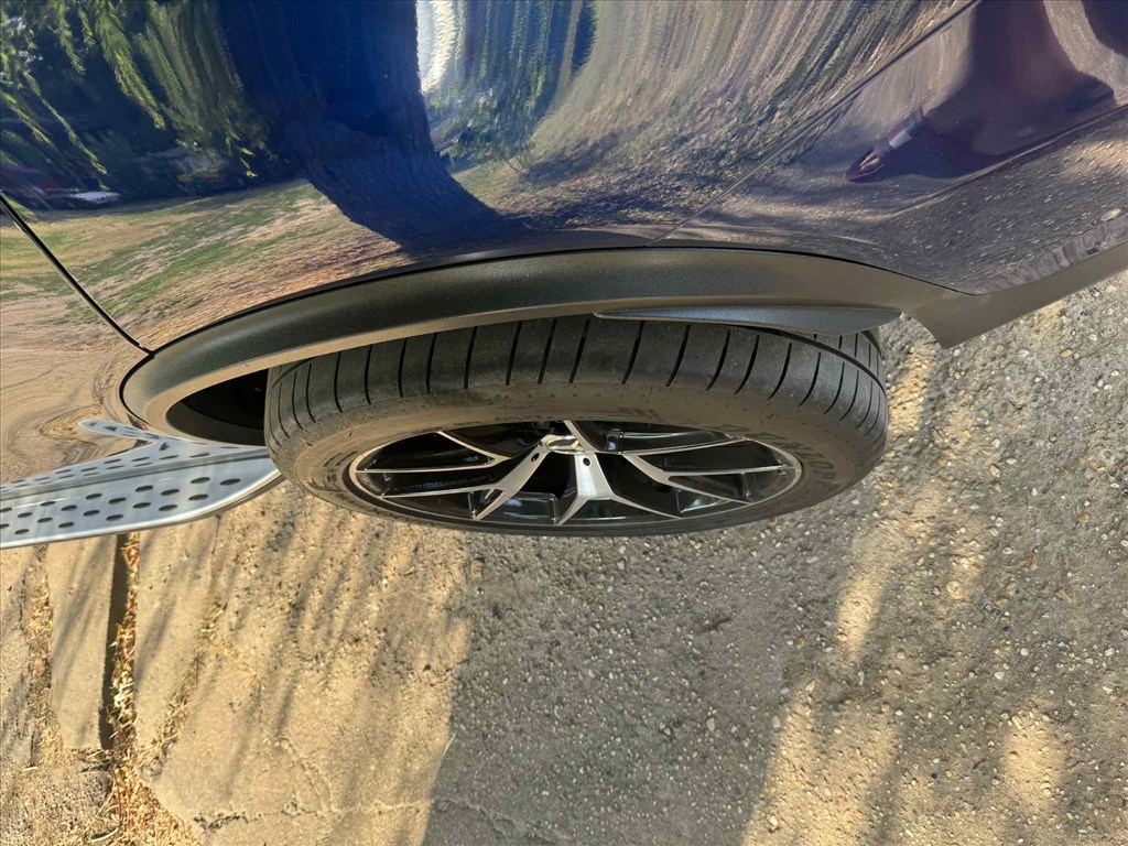  5x112 lyukosztású 9JJ 20" használt (gyári felni) alufelni 6. kép