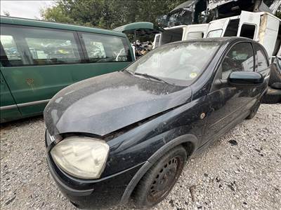 Opel Corsa D 1.0 benzines alkatrészek eladó