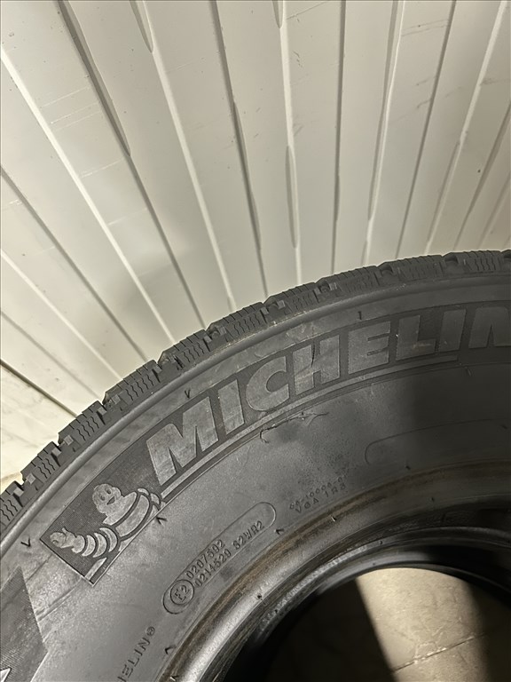 4db 205/80R16 Michelin Latitude Alpin téli gumi 205/80 r16 205 80 16 téligumi 6. kép