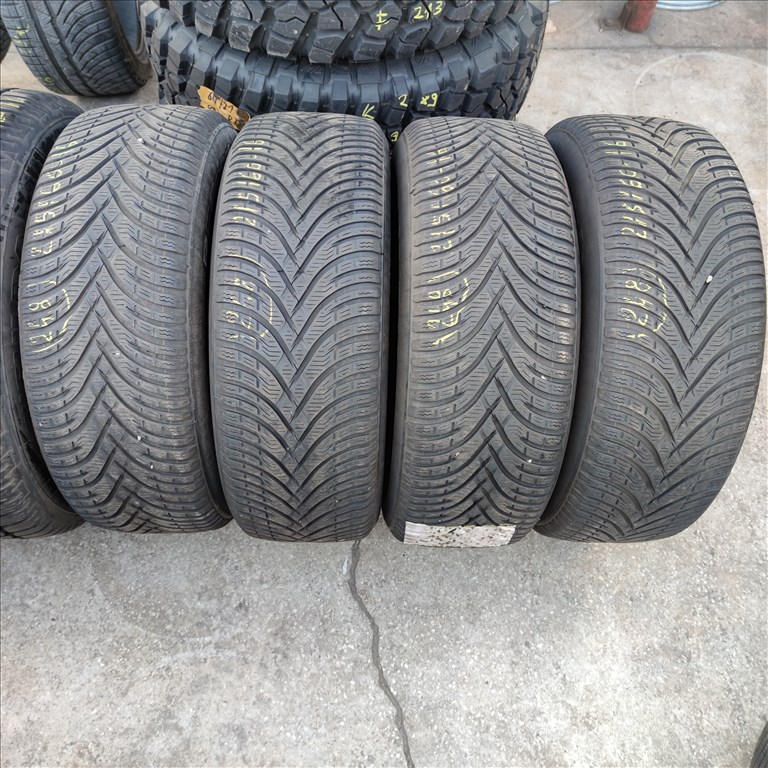  215/60 R16 BFGoodrich téli gumi 40000ft a 4db/248/ 5. kép