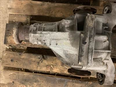 Audi Q7 3.0TDI hátsó differenciálmű  4460310019 4460310018