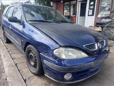 Renault Mégane I 1.4i bontott alkatrészei