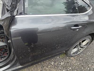 Audi A6 (C7 - 4G) AUDI A7 bal hátsó ajtó