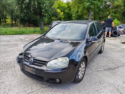 Volkswagen Golf V 1.9Tdi(BKC)bontott alkatrészei, LC9Z színben eladók