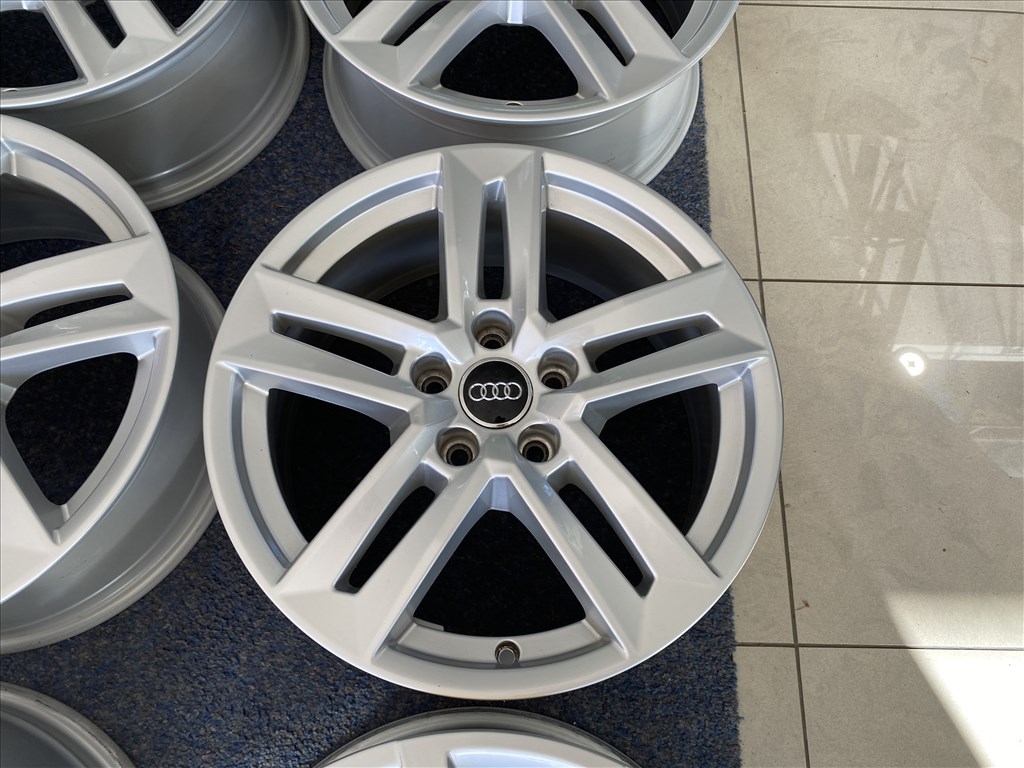 (3816) Audi 17 gyári alufelni felni, 5x112, A4 A3 4. kép