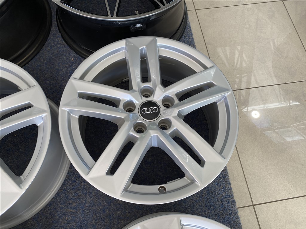 (3816) Audi 17 gyári alufelni felni, 5x112, A4 A3 6. kép
