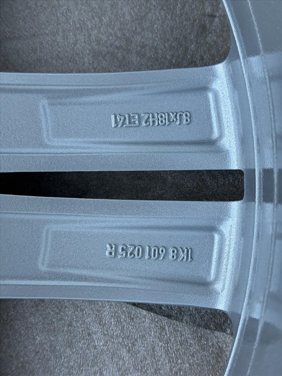 R18 Original Volkswagen 8J ET41 - 1K8 601 025R  1K8601025R  1DB alufelni felni 2. kép