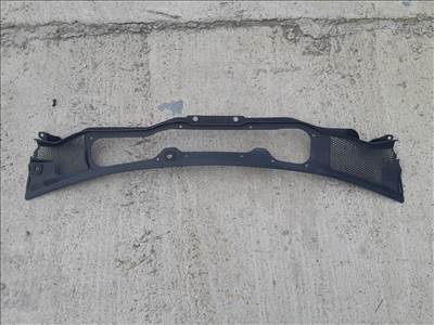 Bontásra: Volvo V40 levélrács  yv1mv8431f2223368 31278103