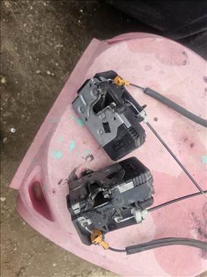 Opel Combo C Ajtózár zárszerkezet 