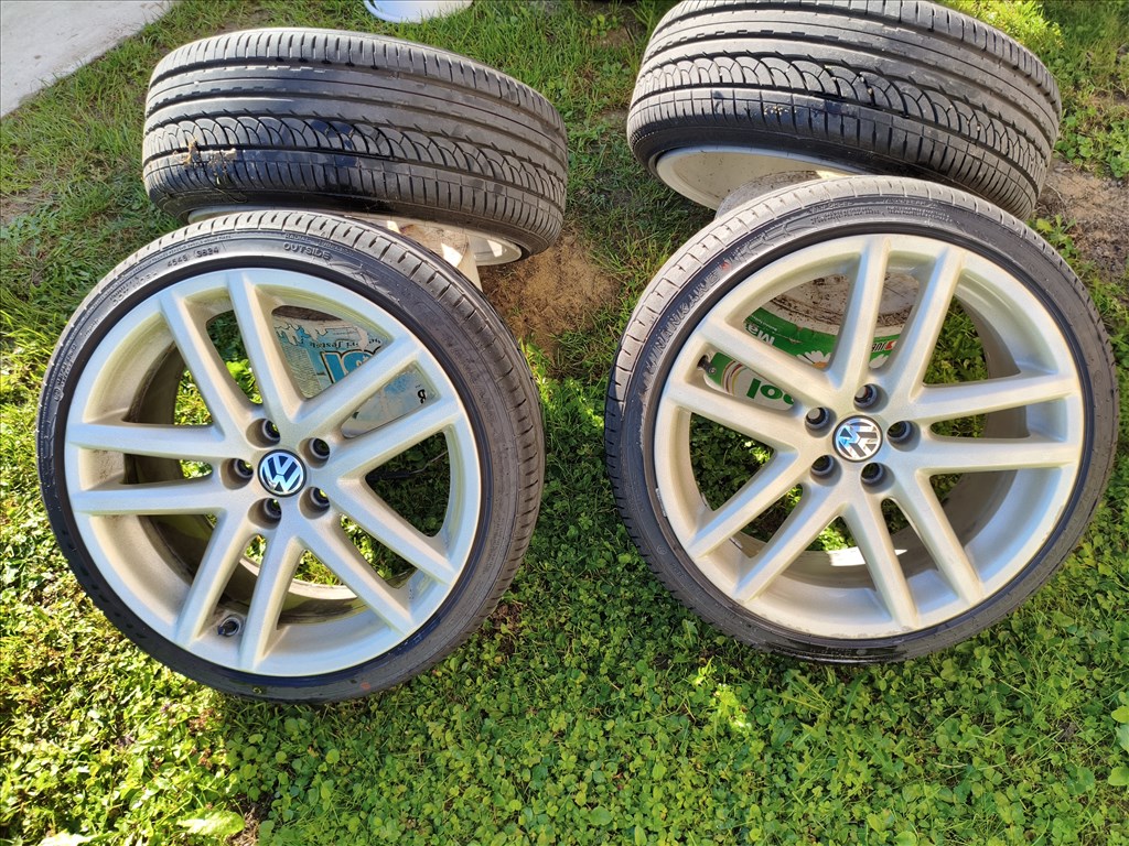  5x100 lyukosztású 17" újszerű Borbet alufelni, rajta 195/40 új Nankang nyári gumi gumi  1. kép