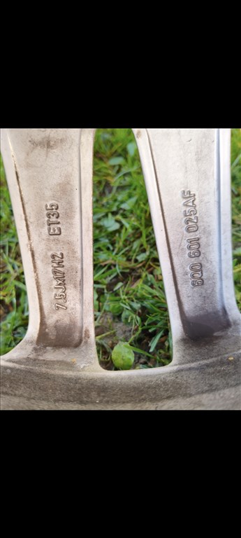  5x100 lyukosztású 17" újszerű Borbet alufelni, rajta 195/40 új Nankang nyári gumi gumi  5. kép