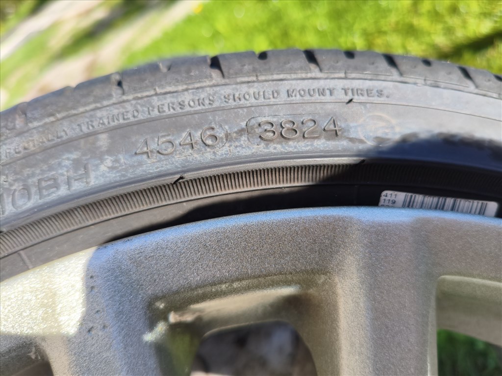  5x100 lyukosztású 17" újszerű Borbet alufelni, rajta 195/40 új Nankang nyári gumi gumi  6. kép