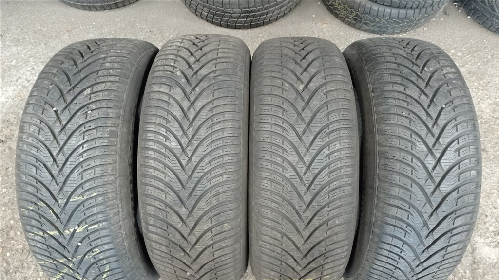  205/6016" használt Dunlop téli gumi gumi 1. kép