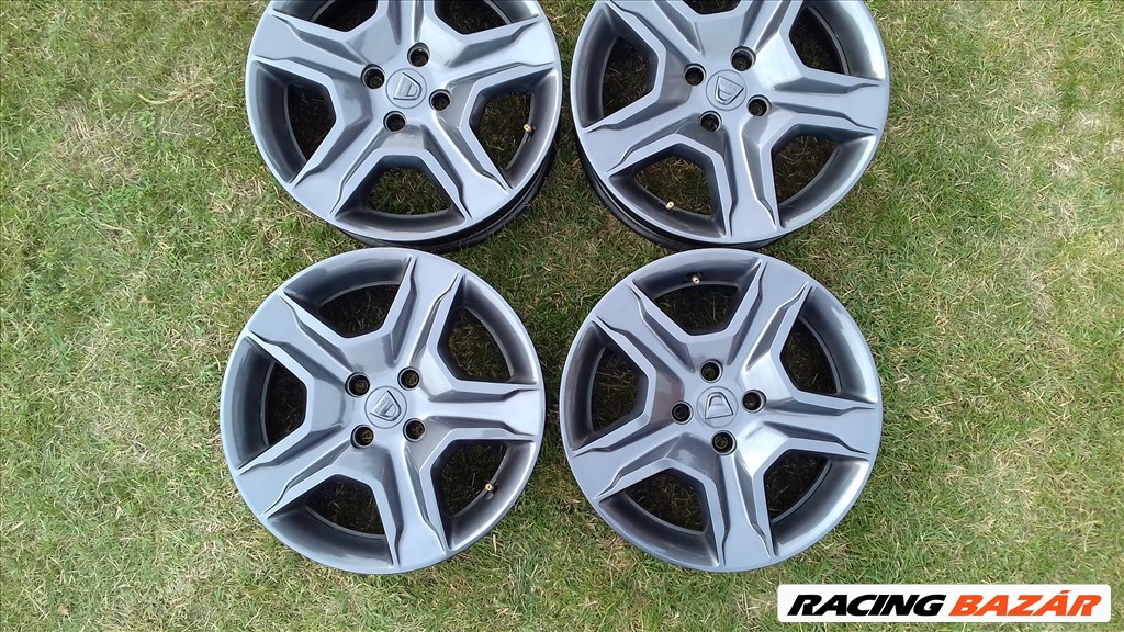  4x100 lyukosztású 6JJ 16" újszerű (gyári felni) Dacia lemezfelni struktur felni 1. kép