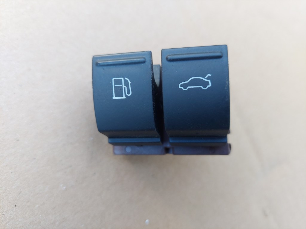 Volkswagen Jetta-Passat B6 csomagtérajtó és üzemanyagtank ajtó kapcsoló 3C0959903B- 1. kép