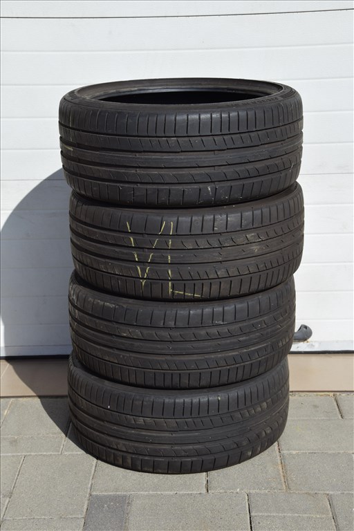  235/35  19  újszerű Continental nyári gumi  1. kép