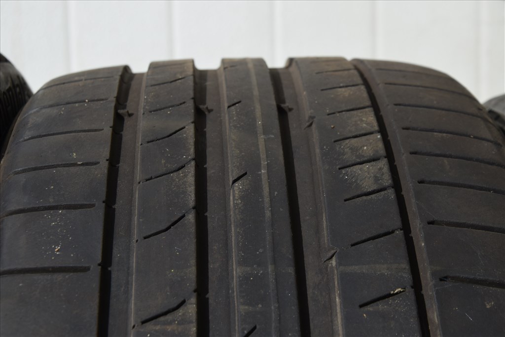  235/35  19  újszerű Continental nyári gumi  4. kép