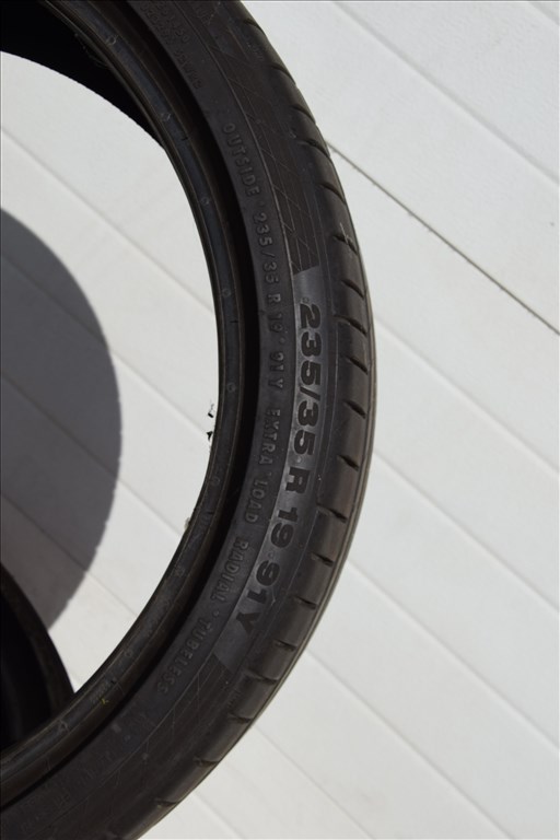  235/35  19  újszerű Continental nyári gumi  6. kép