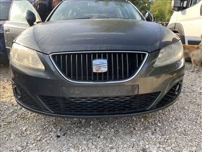 Seat Exeo Első lökhárító LW7Z