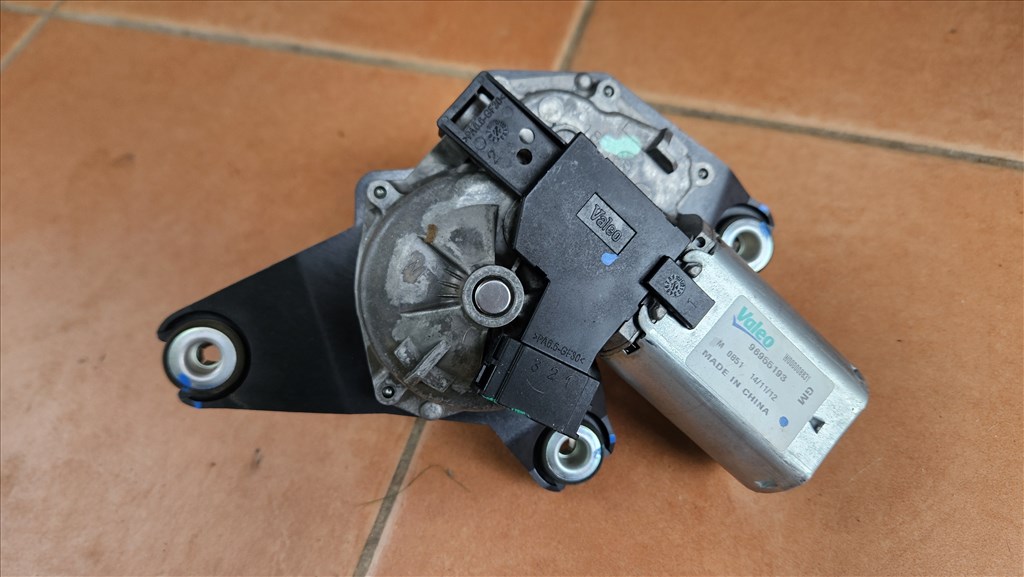 Opel Mokka Hátsó ablaktörlő motor  96955193 2. kép