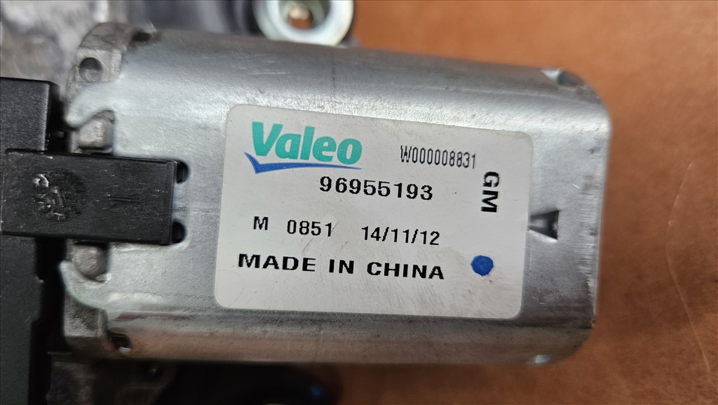 Opel Mokka Hátsó ablaktörlő motor  96955193 3. kép