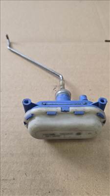 Volkswagen Polo Classic központi zár motor csomagtartó