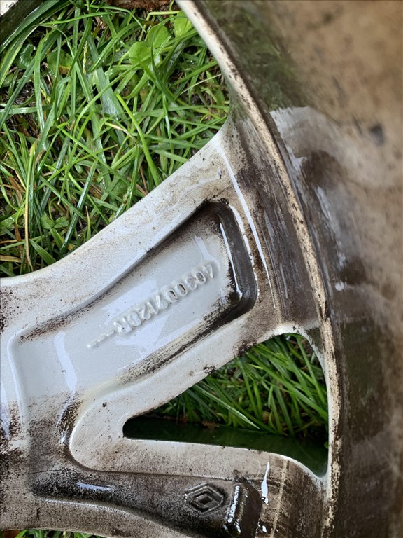 Renault Mégane III, Renault Mégane IV alufelni felni garnitúra  403009128r 6. kép