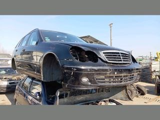 Mercedes C 320 W203 Klímahűtő Radiátor *145789* 4. kép