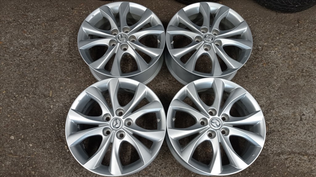  5x114.3 lyukosztású 7JJ 17" használt (gyári felni) alufelni 1. kép