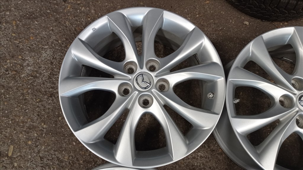  5x114.3 lyukosztású 7JJ 17" használt (gyári felni) alufelni 4. kép