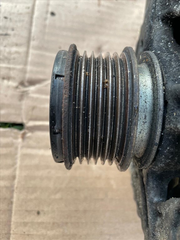 Volkswagen Passat B6 2.0 CRTDi Generátor Önindító  5. kép