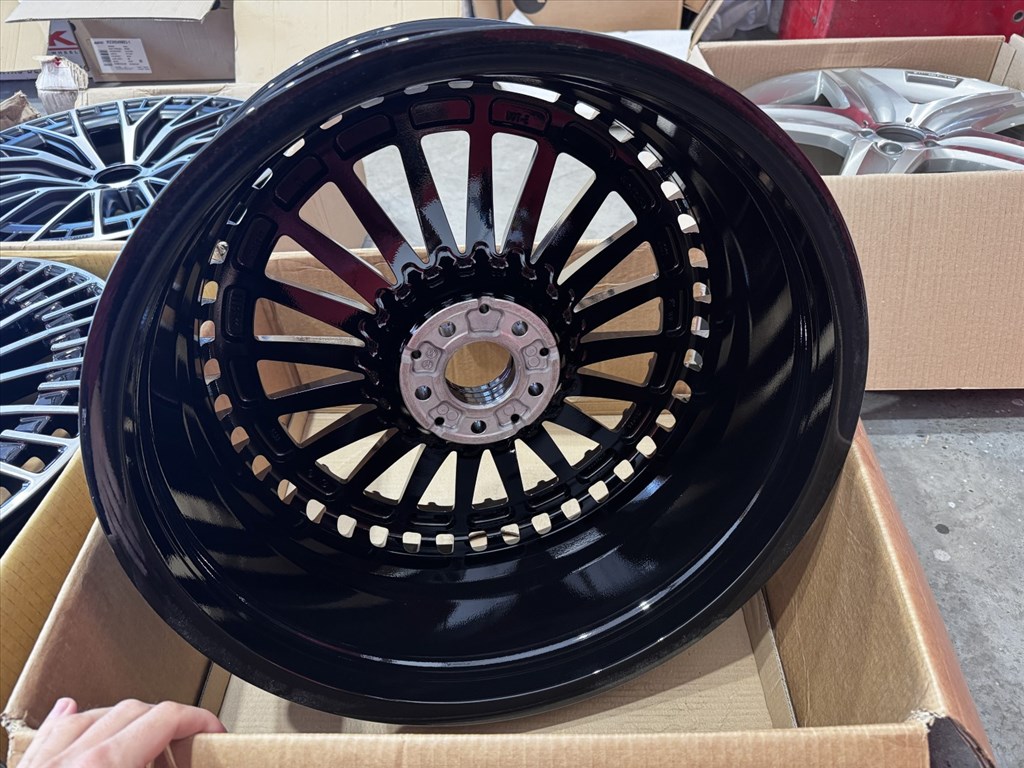 R21 Original Mercedes 8J ET27 - A2934011000 / A293 401 1100 1db alufelni felni 7. kép