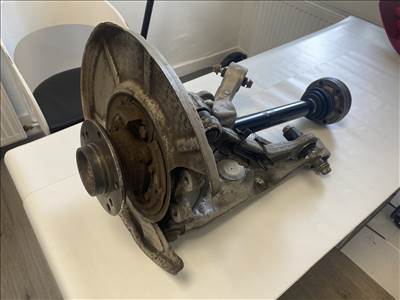 BMW 5-ös sorozat E60/E61 M5 bal hátsó csonkállvány, féltengely, lengőkar  33212283956 33326754557