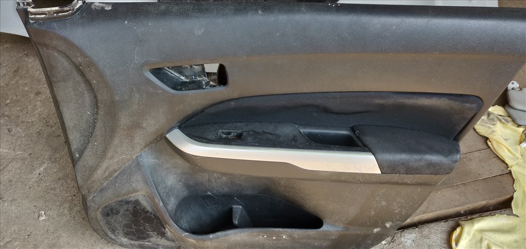 Suzuki Vitara (LY) bontott alkatrészei 8. kép