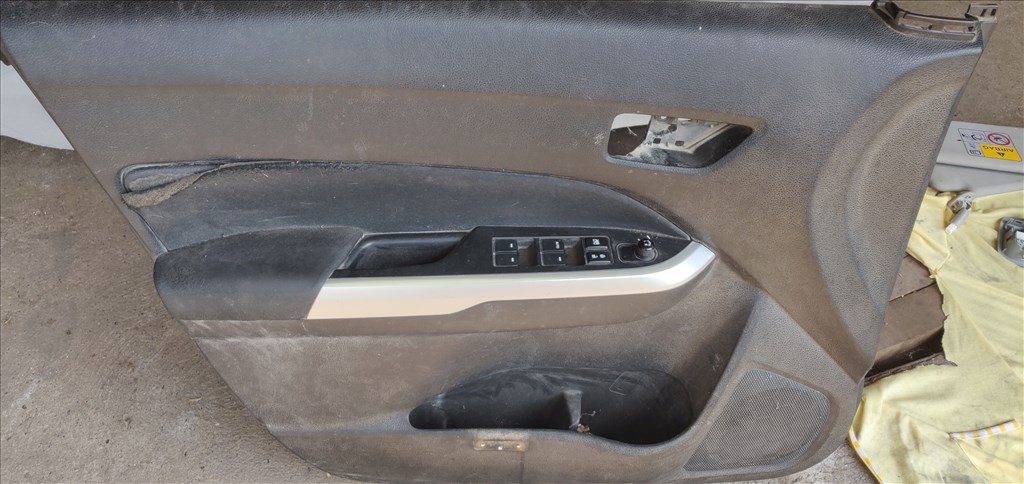 Suzuki Vitara (LY) bontott alkatrészei 9. kép