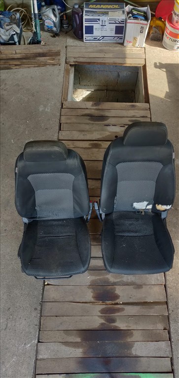 Suzuki Vitara (LY) bontott alkatrészei 16. kép