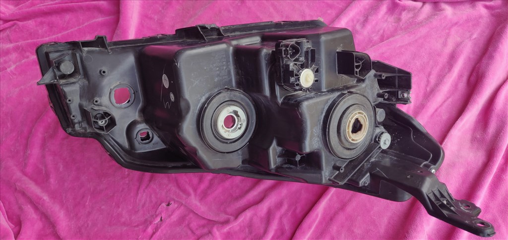 Suzuki Vitara (LY) bontott alkatrészei 22. kép