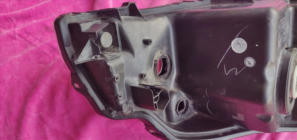 Suzuki Vitara (LY) bontott alkatrészei 23. kép