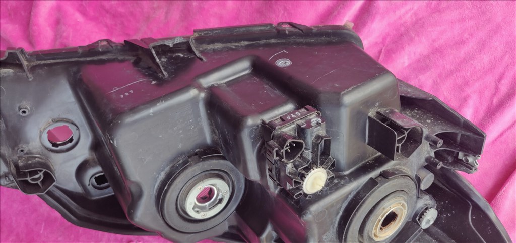 Suzuki Vitara (LY) bontott alkatrészei 26. kép