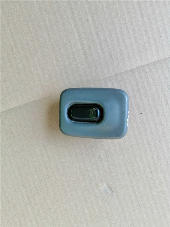 Mazda B 2500 Bal hátsó Ablakemelő Kapcsoló  1. kép