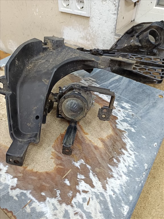 Kia X Creed ködlámpa  3. kép